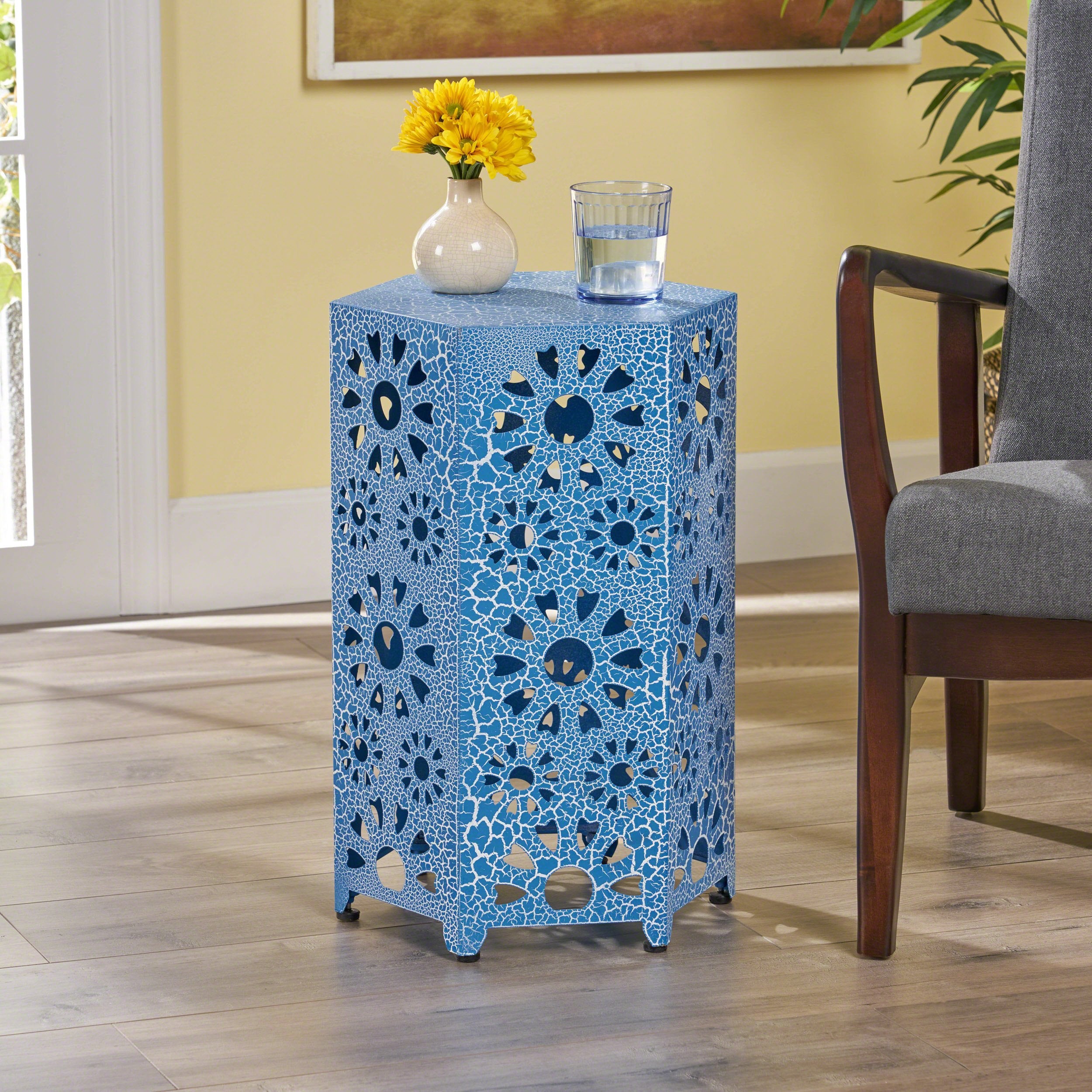 14 inch crackle finish sunburst iron side table nh539203 14 inch crackle finish sunburst iron side table nh539203