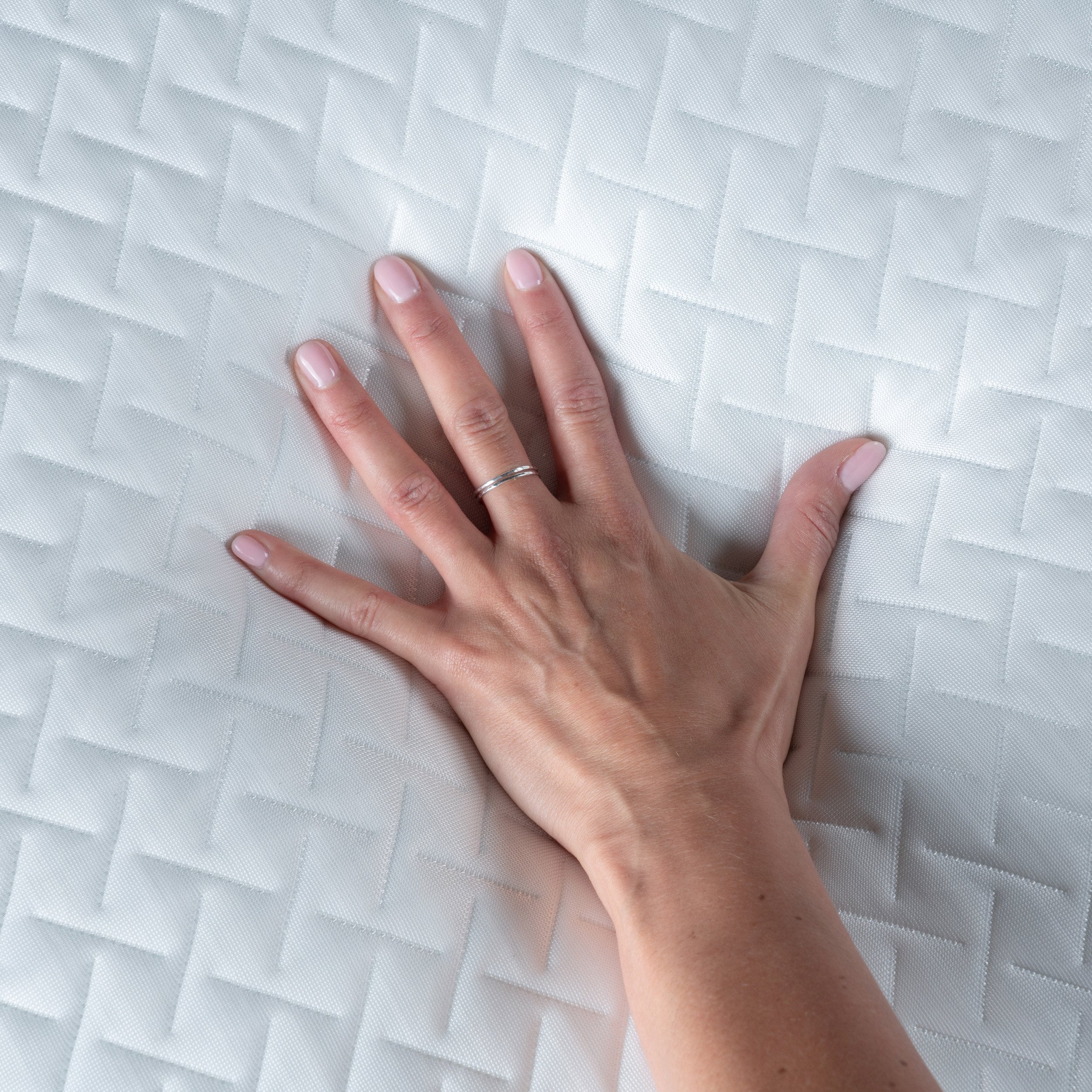 11 hybrid medium soft cool to touch mattress, white and gray nh867903 11 hybrid medium soft cool to touch mattress, white and gray nh867903